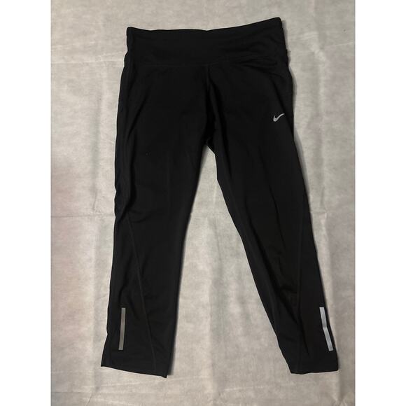 Nike Dri-Fit Black Racer Crop Leggings 2.0 Size S Athleisure Normcore Sportswear - Picture 3 of 9